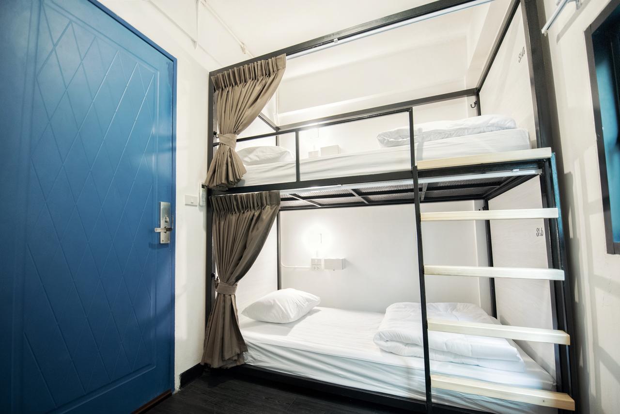Moon House Hostel Bangkok Dış mekan fotoğraf