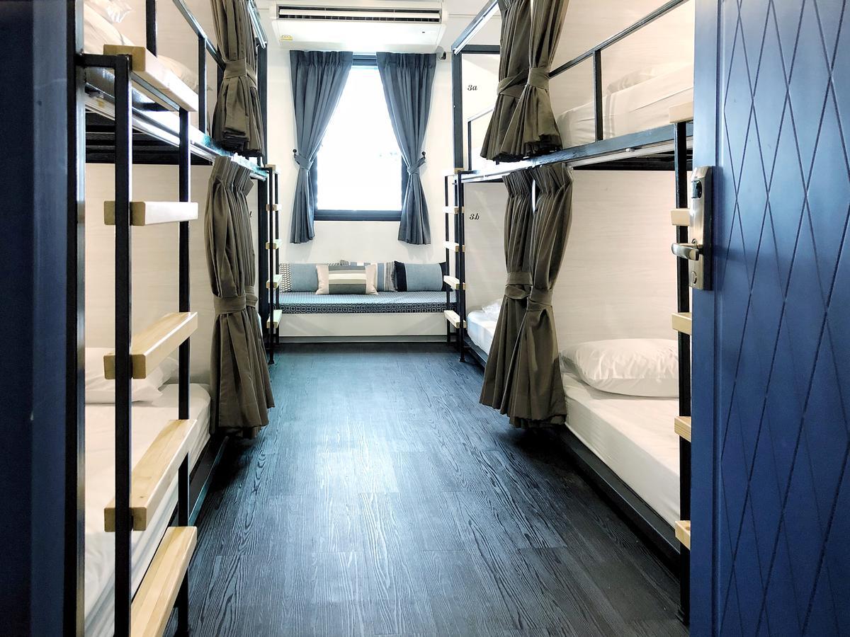 Moon House Hostel Bangkok Dış mekan fotoğraf